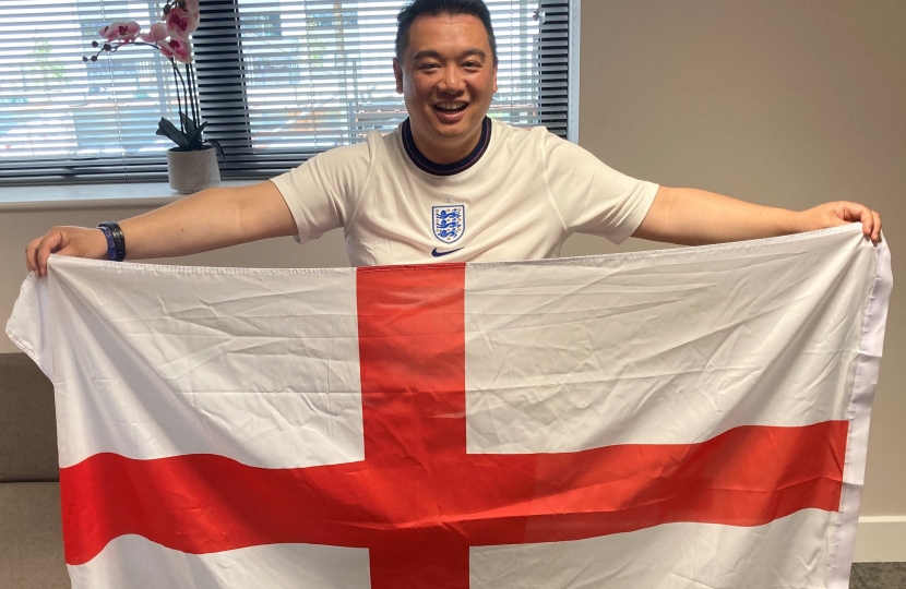 Alan Mak MP with England Flag
