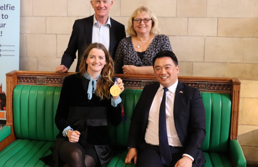 Local MP Alan Mak welcomed Eilidh McIntyre MBE and her family to Parliament to congratulate her and discuss sports funding.