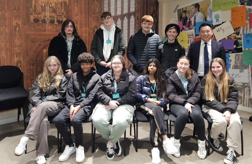 Local MP Alan Mak welcomes Havant and South Downs College students to Parliament