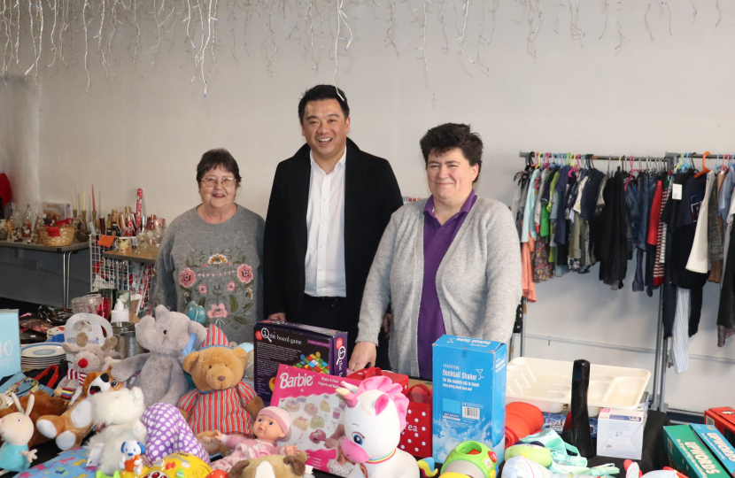 Local MP Alan Mak visits new Mrs Claus Curiosity Shop raising funds for Leigh Park's Christmas Grotto