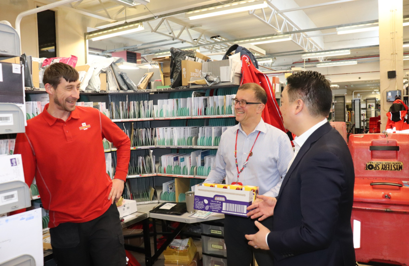 Local MP Alan Mak visits Royal Mail's Havant Delivery Office to thank staff 
