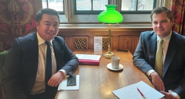 Photo: Alan Mak MP has met the Secretary of State for Housing, Communities and Local Government to set out his views 